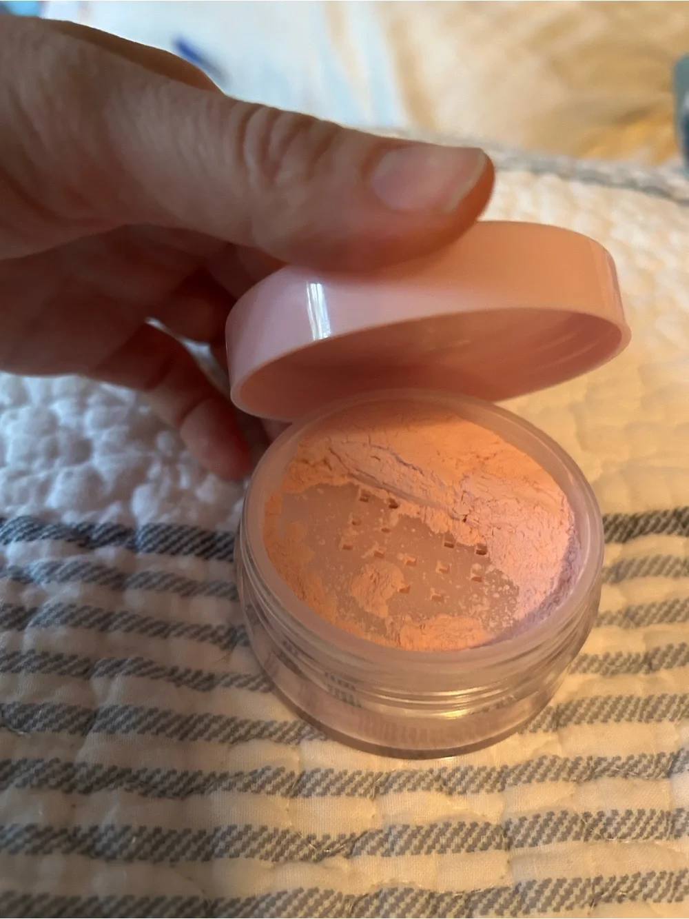 Lottie London Ready Set! Go Undereye Setting Powder — Brightening Pink